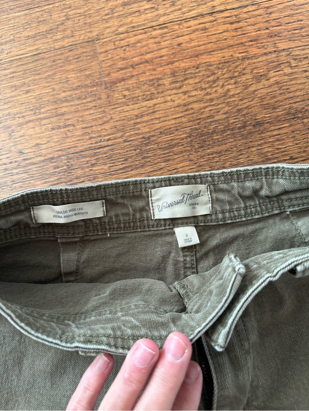 Universal Thread High-Rise Wide Leg Women’s Jeans - Olive sailor size 6 - Picture 6 of 6